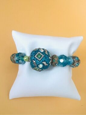 Blue & gold beaded stretchy bracelet